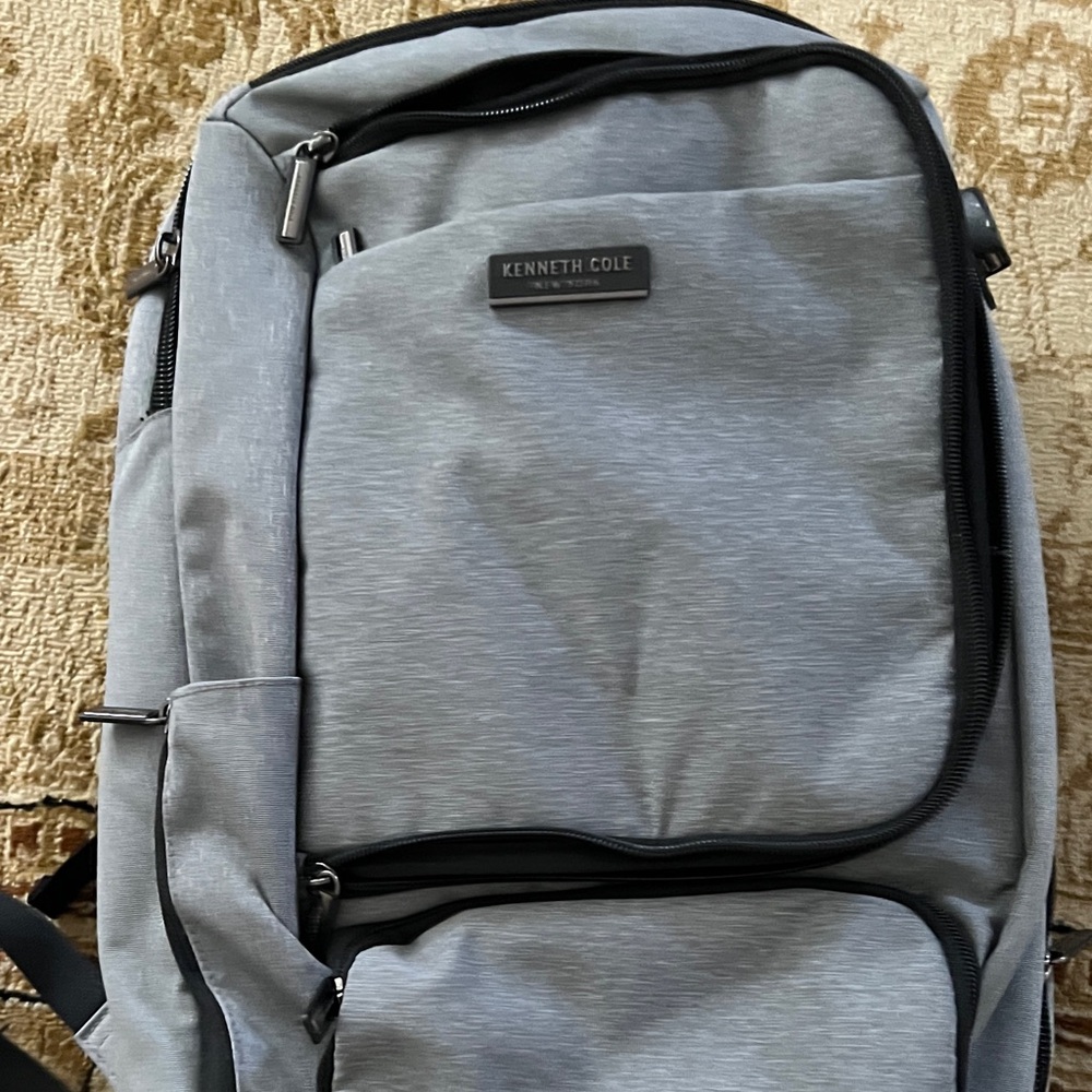 Kenneth Cole Light  New Gray Men's Backpack